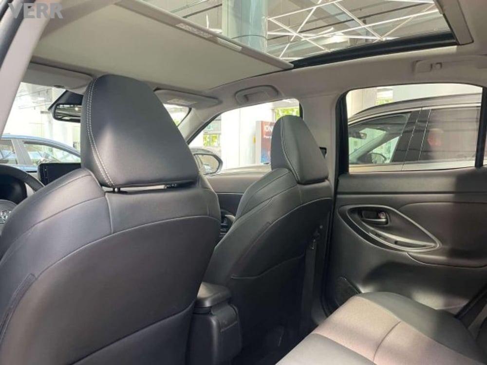 Toyota Yaris Cross usata a Milano (15)