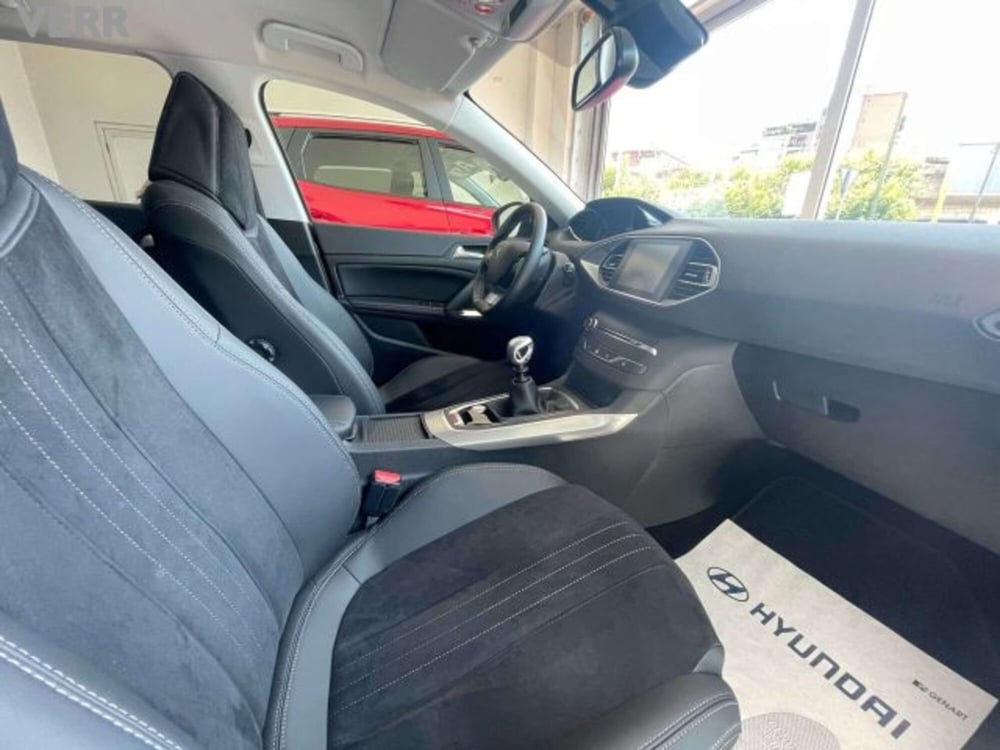 Peugeot 308 SW usata a Milano (7)