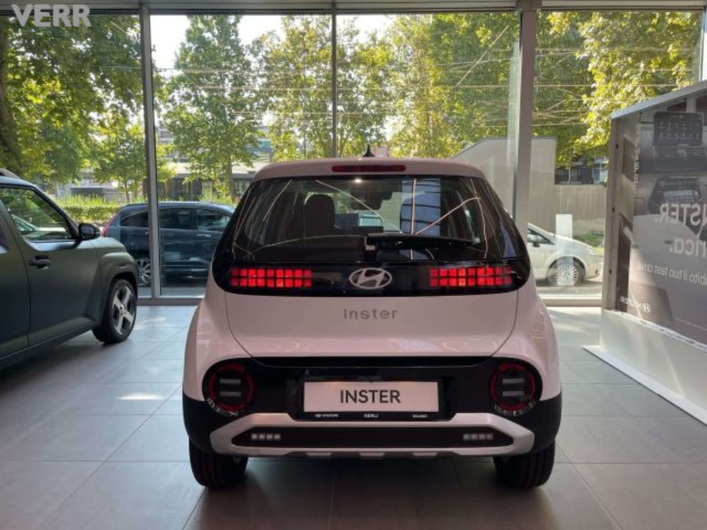 Hyundai Inster nuova a Milano (5)