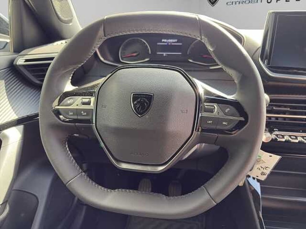 Peugeot 2008 nuova a Vibo Valentia (11)