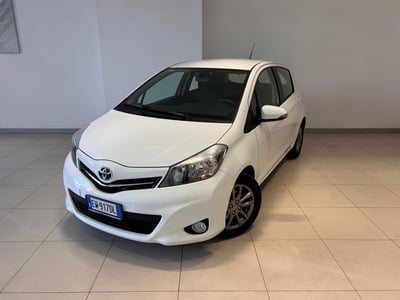 Toyota Yaris 1.0 5 porte Lounge del 2014 usata a Napoli