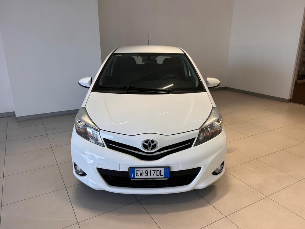 Toyota Yaris usata a Napoli (6)