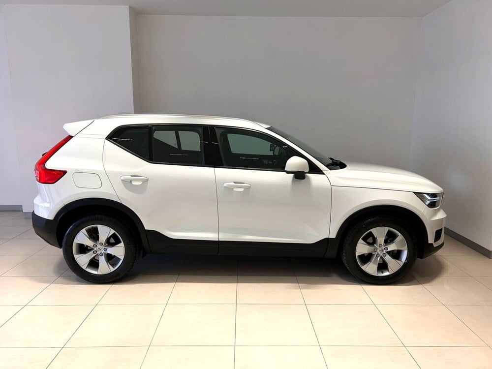 Volvo XC40 usata a Napoli (6)