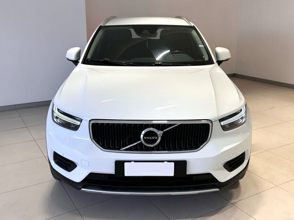 Volvo XC40 usata a Napoli (8)