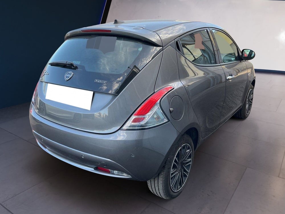 Lancia Ypsilon usata a Torino (4)