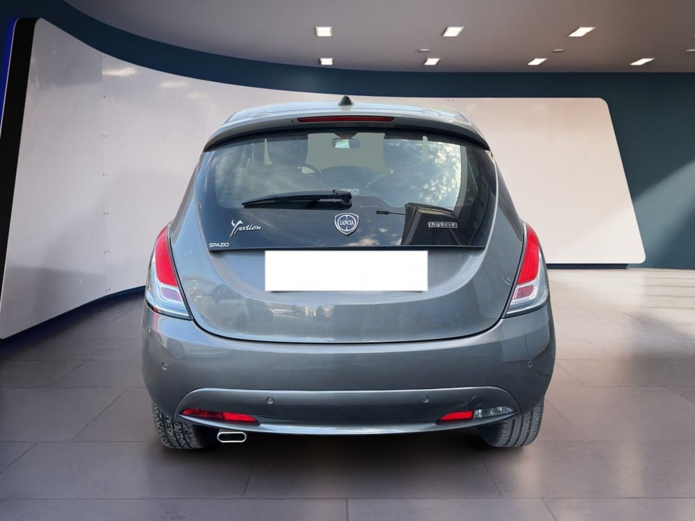 Lancia Ypsilon usata a Torino (6)