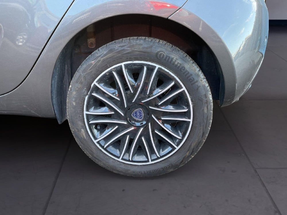 Lancia Ypsilon usata a Torino (7)