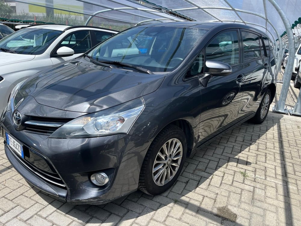 Toyota Verso usata a Milano