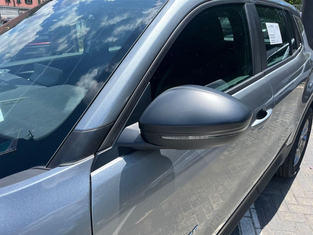 Jeep Avenger nuova a Milano (12)
