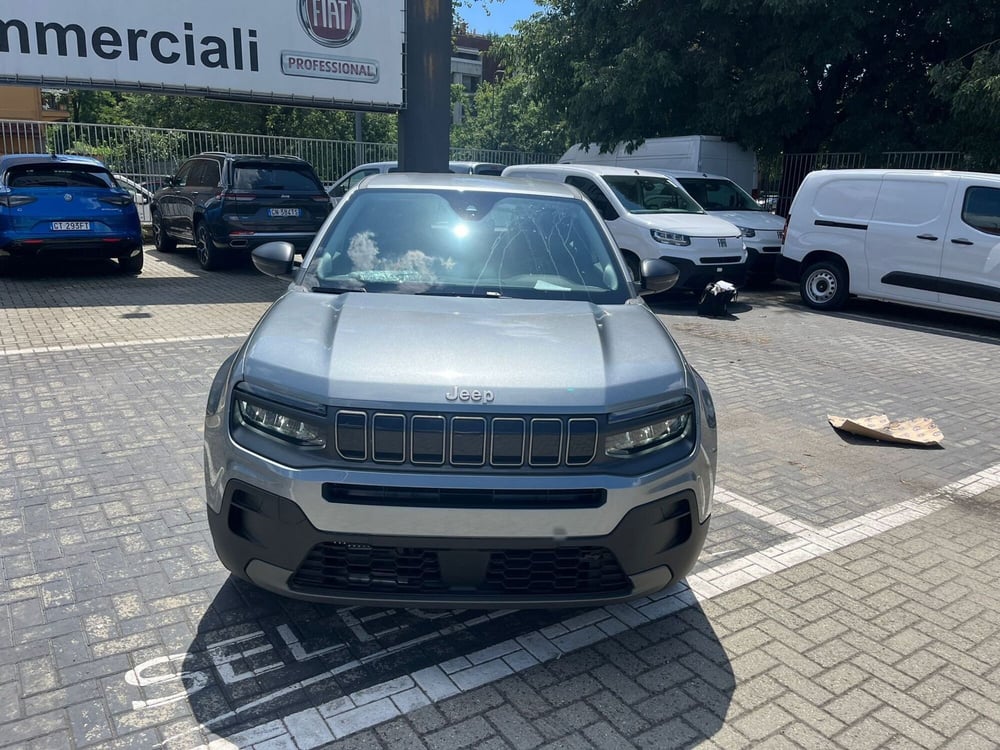 Jeep Avenger nuova a Milano (2)