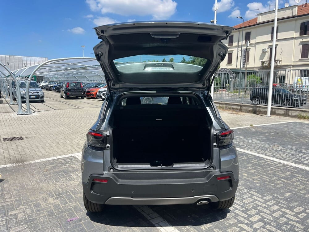 Jeep Avenger nuova a Milano (9)