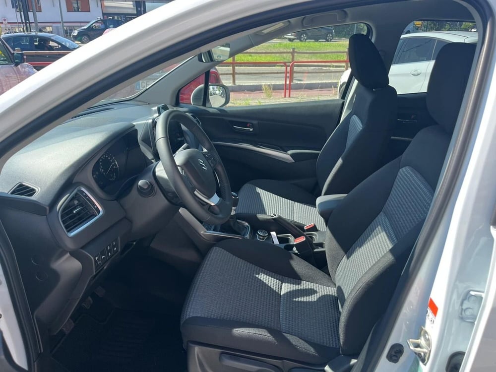Suzuki S-Cross nuova a Milano (13)