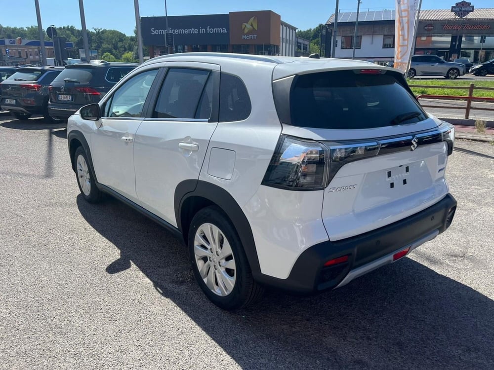 Suzuki S-Cross nuova a Milano (6)