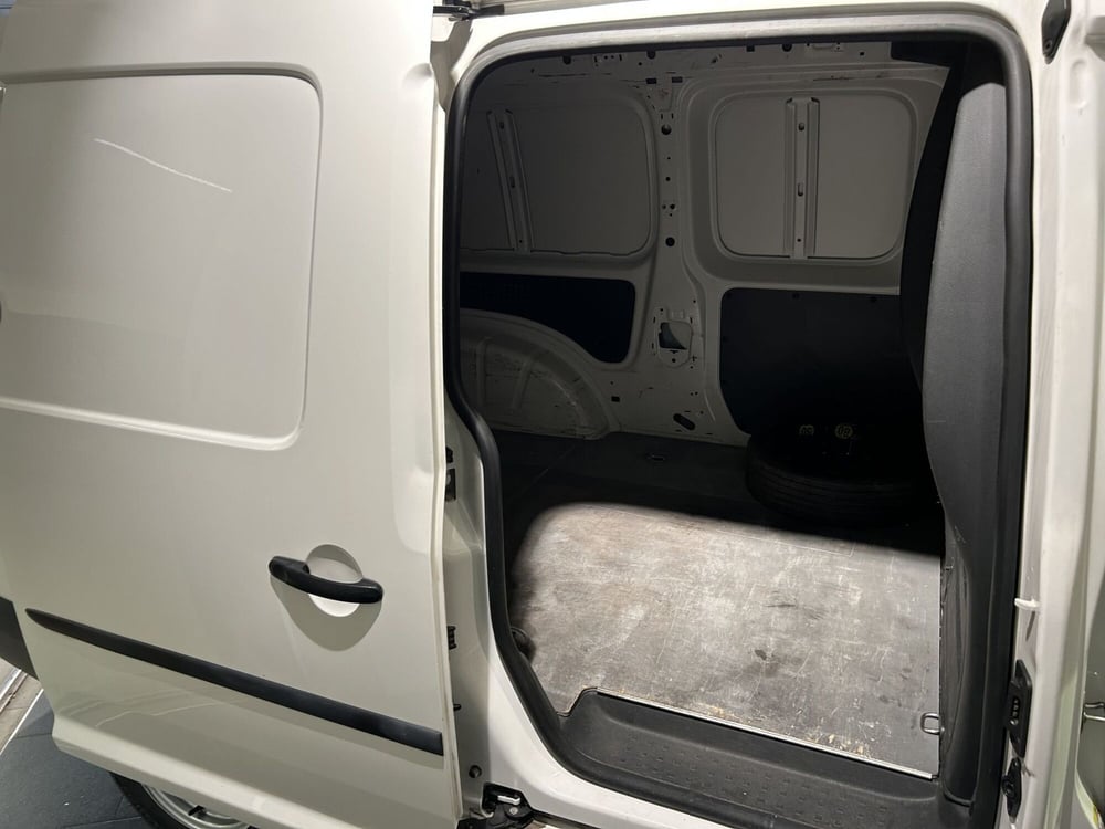 Volkswagen Veicoli Commerciali Caddy usata a Milano (4)