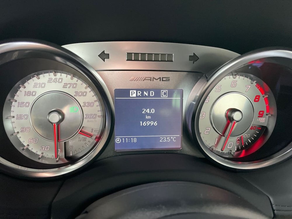 Mercedes-Benz SLS usata a Bergamo (12)