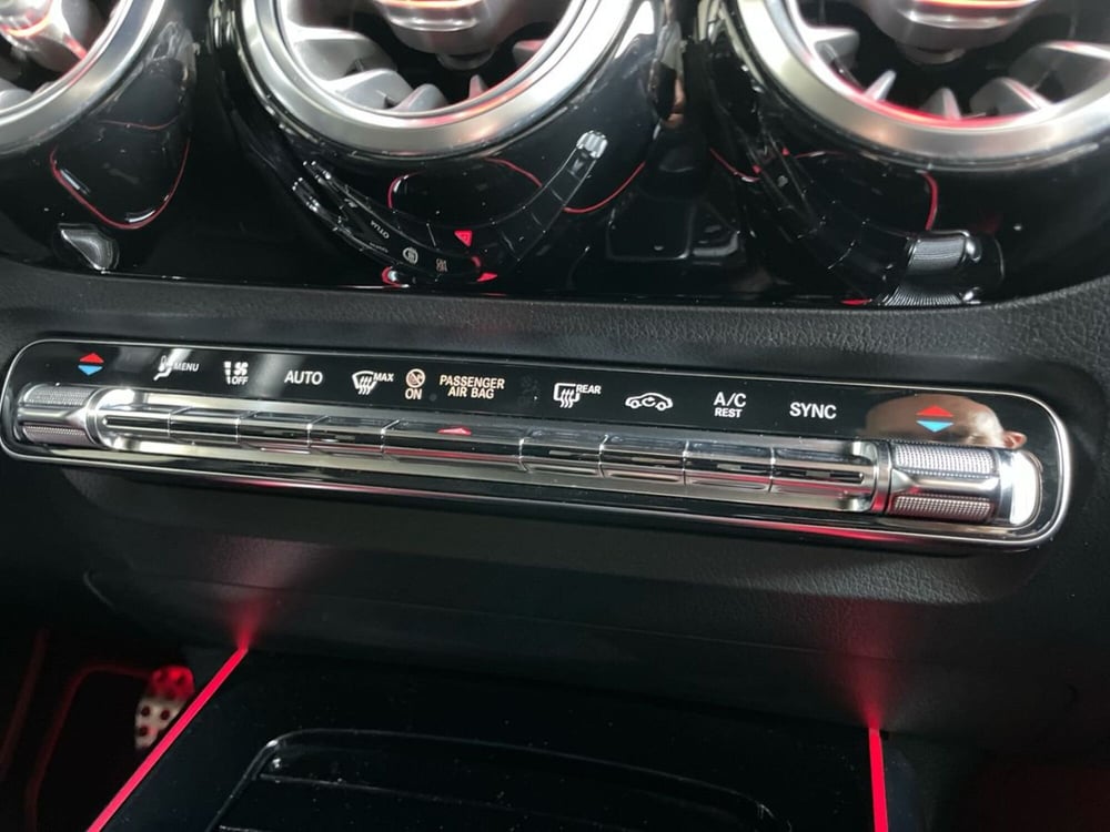 Mercedes-Benz GLA SUV usata a Bergamo (13)