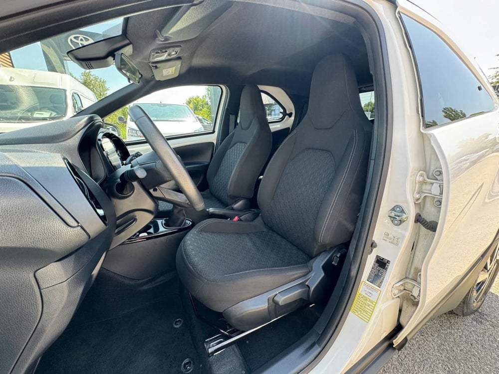 Toyota Aygo X usata a Modena (13)