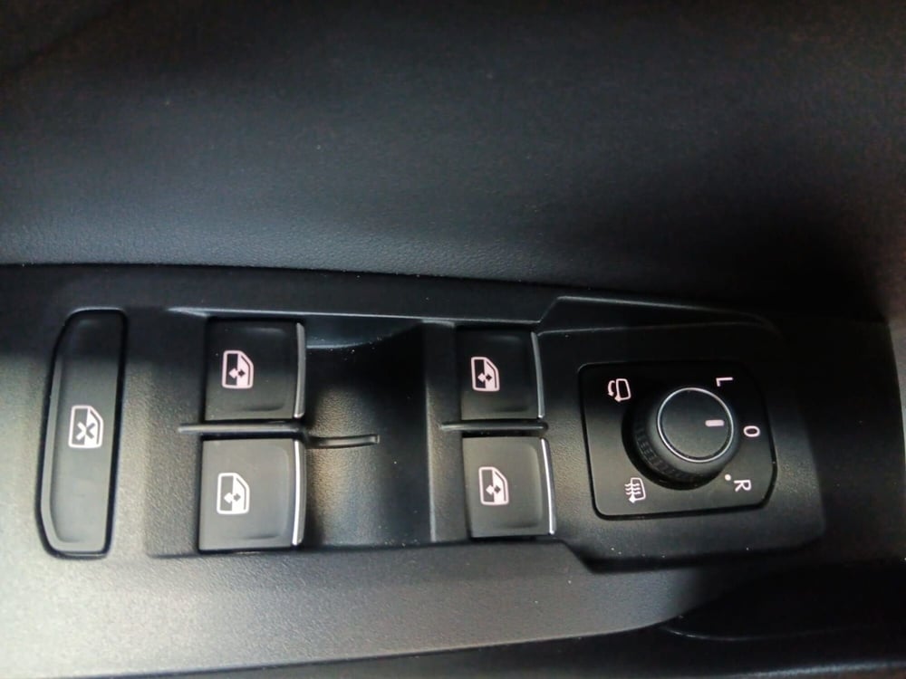 Volkswagen T-Cross nuova a Bologna (20)