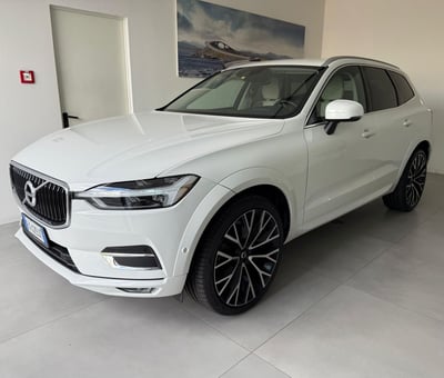 Volvo XC60 B4 (d) AWD Geartronic Business Plus del 2019 usata a Parma