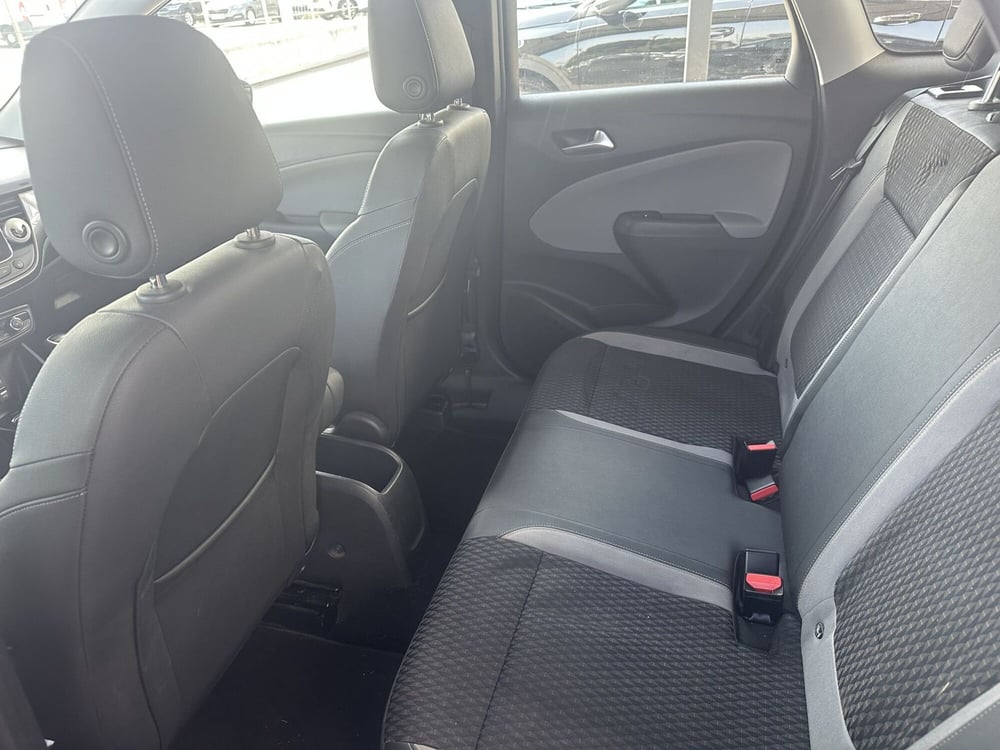 Opel Crossland X usata a Milano (16)