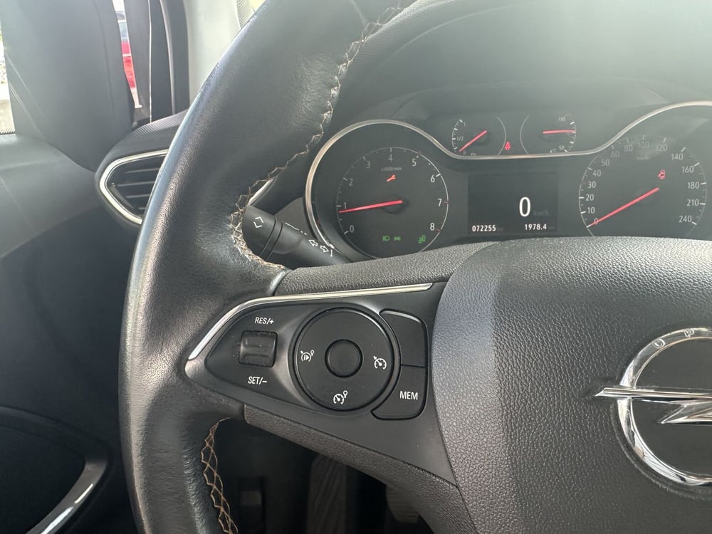 Opel Crossland X usata a Milano (19)