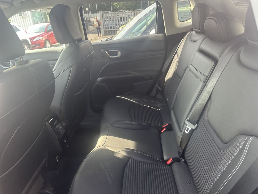 Jeep Compass usata a Milano (18)
