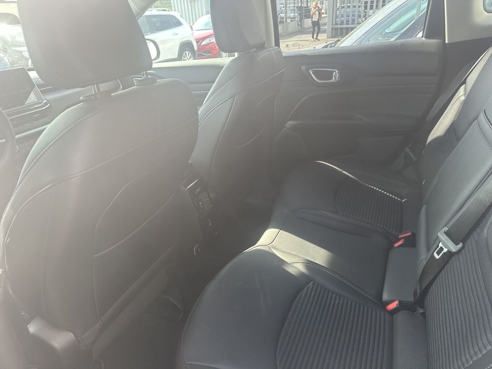 Jeep Compass usata a Milano (19)