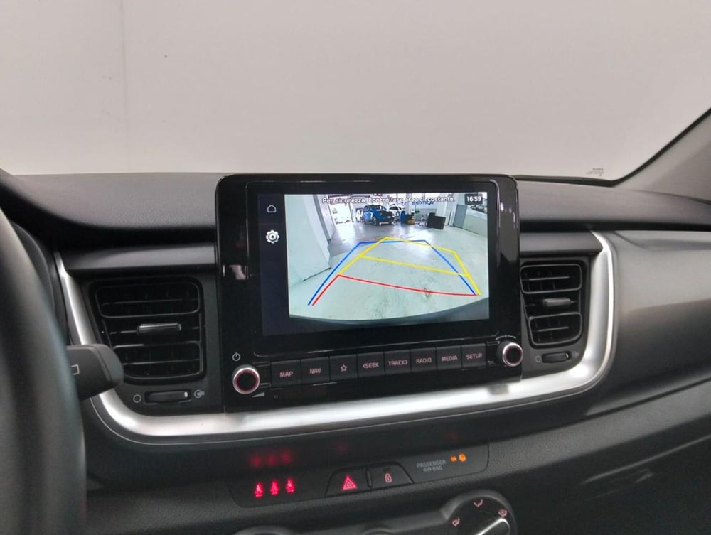 Kia Stonic usata a Como (16)