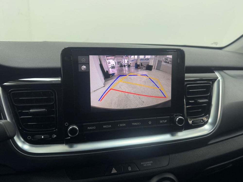 Kia Stonic usata a Como (11)