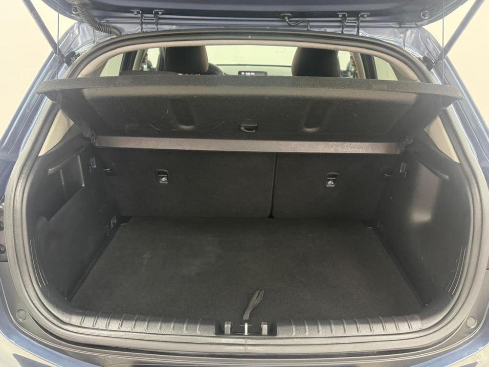 Kia Stonic usata a Como (12)