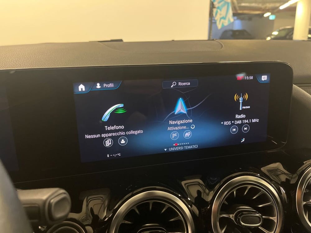 Mercedes-Benz EQA usata a Milano (12)