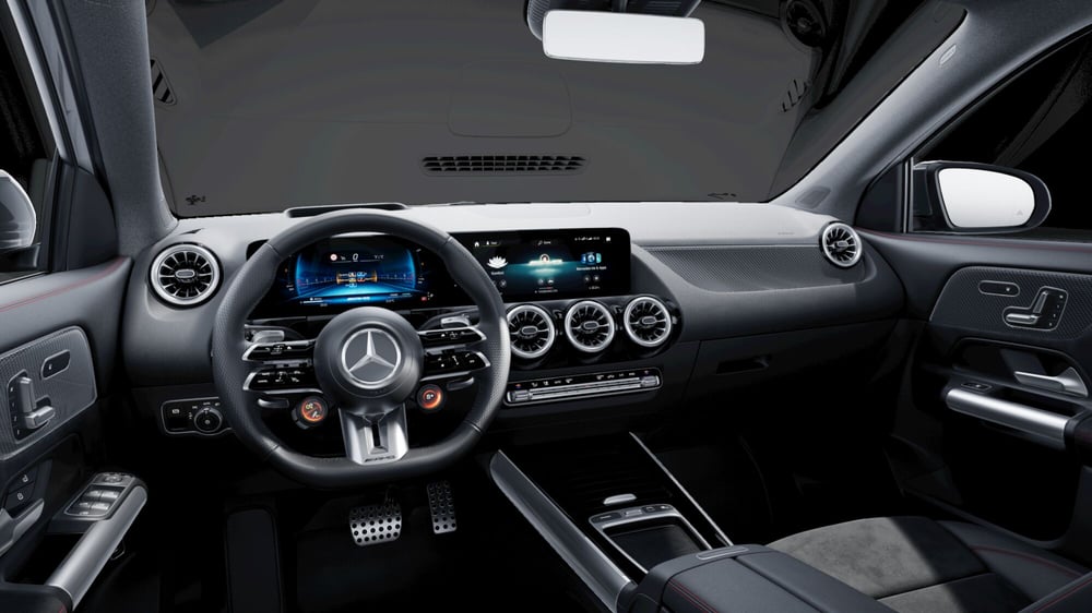 Mercedes-Benz GLA SUV nuova a Milano (7)