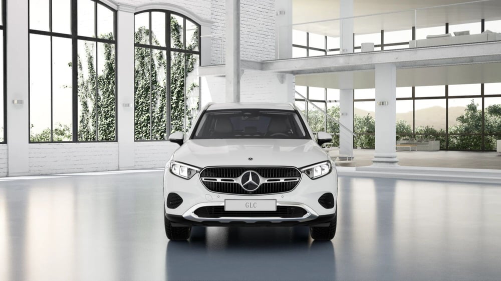 Mercedes-Benz GLC SUV nuova a Pescara (2)