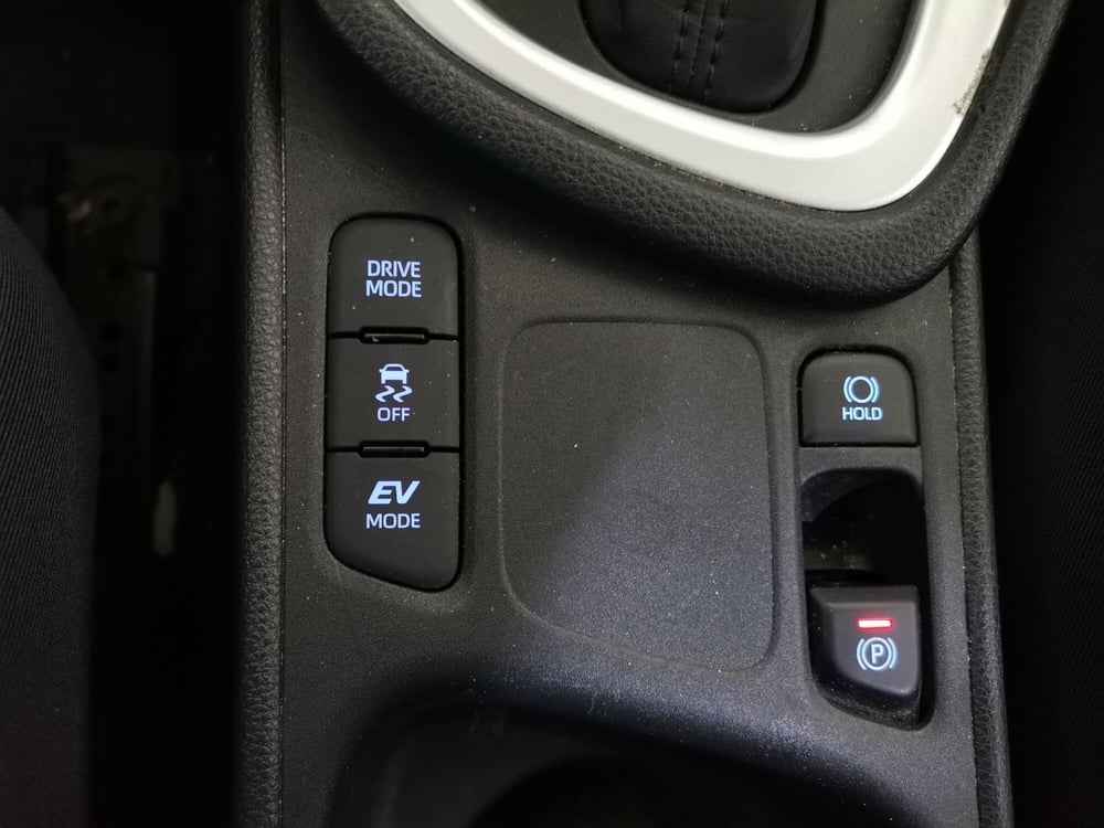 Toyota Yaris usata a Salerno (15)
