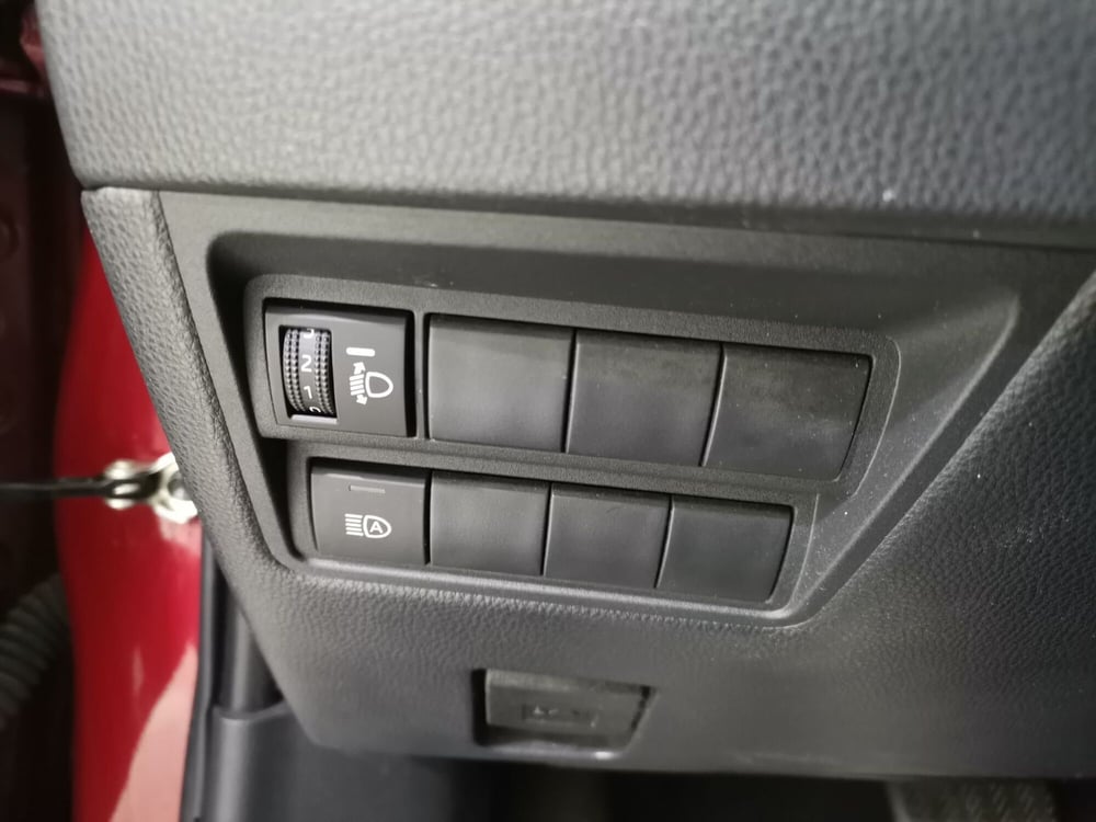 Toyota Yaris usata a Salerno (16)