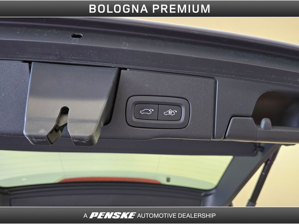 Volvo XC60 usata a Bologna (10)