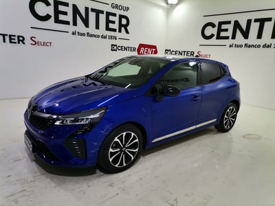 Renault Clio TCe 90 CV 5 porte Techno del 2024 usata a Salerno