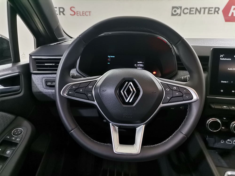 Renault Clio usata a Salerno (8)