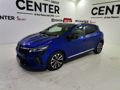 Renault Clio TCe 90 CV 5 porte Techno del 2024 usata a Salerno