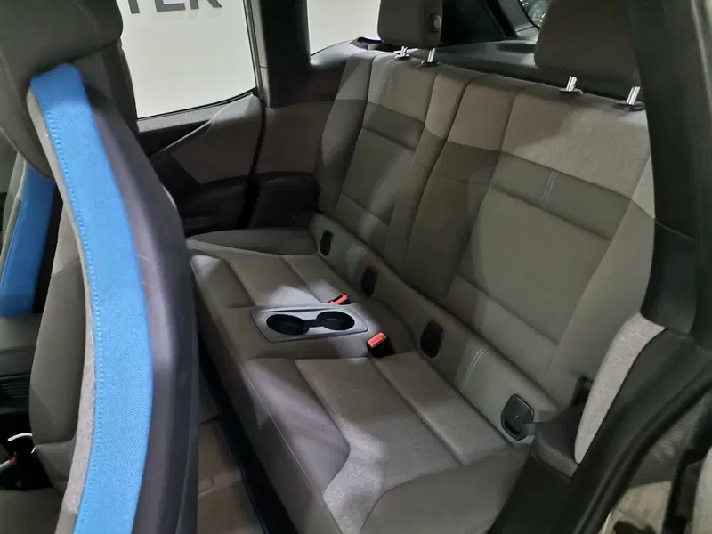 BMW i3 usata a Salerno (9)