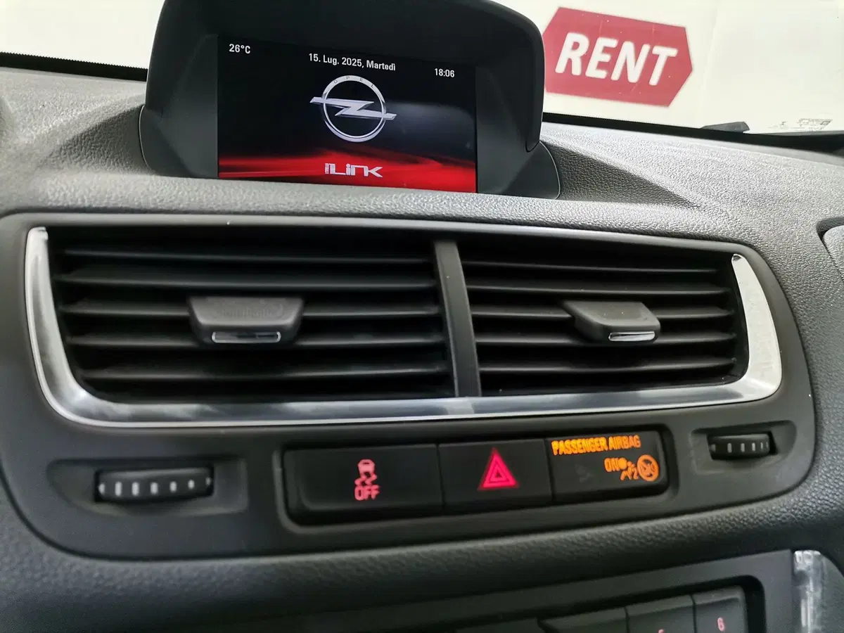 Opel Mokka usata a Salerno (16)