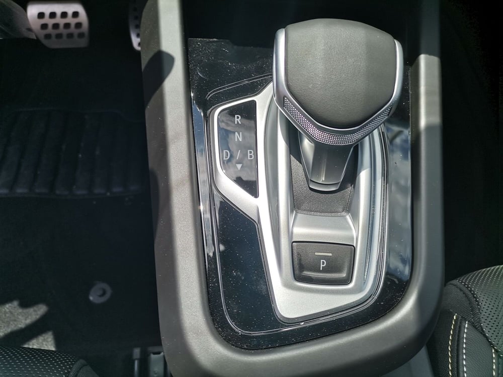 Renault Arkana nuova a Salerno (15)