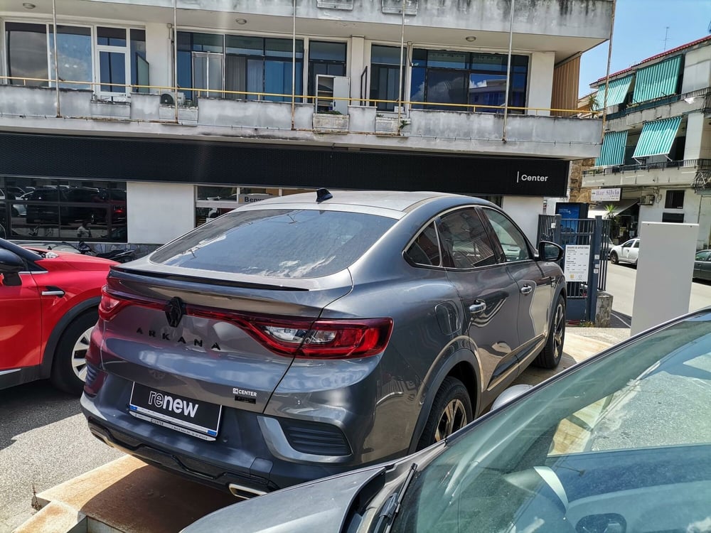 Renault Arkana nuova a Salerno (5)