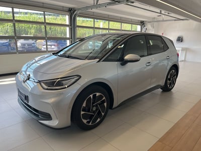 Volkswagen ID.3 Pro Performance nuova a Salerno