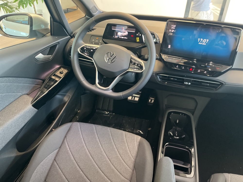 Volkswagen ID.3 nuova a Salerno (17)