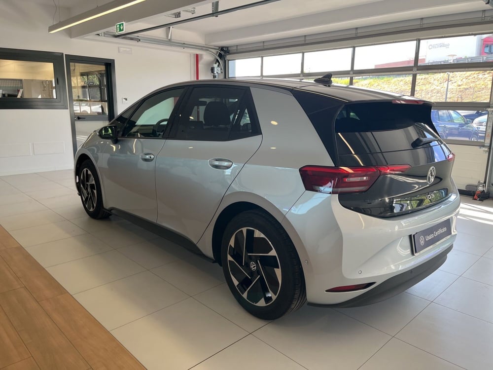 Volkswagen ID.3 nuova a Salerno (20)