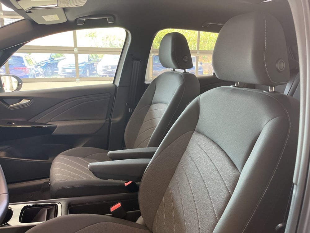 Volkswagen ID.3 nuova a Salerno (8)