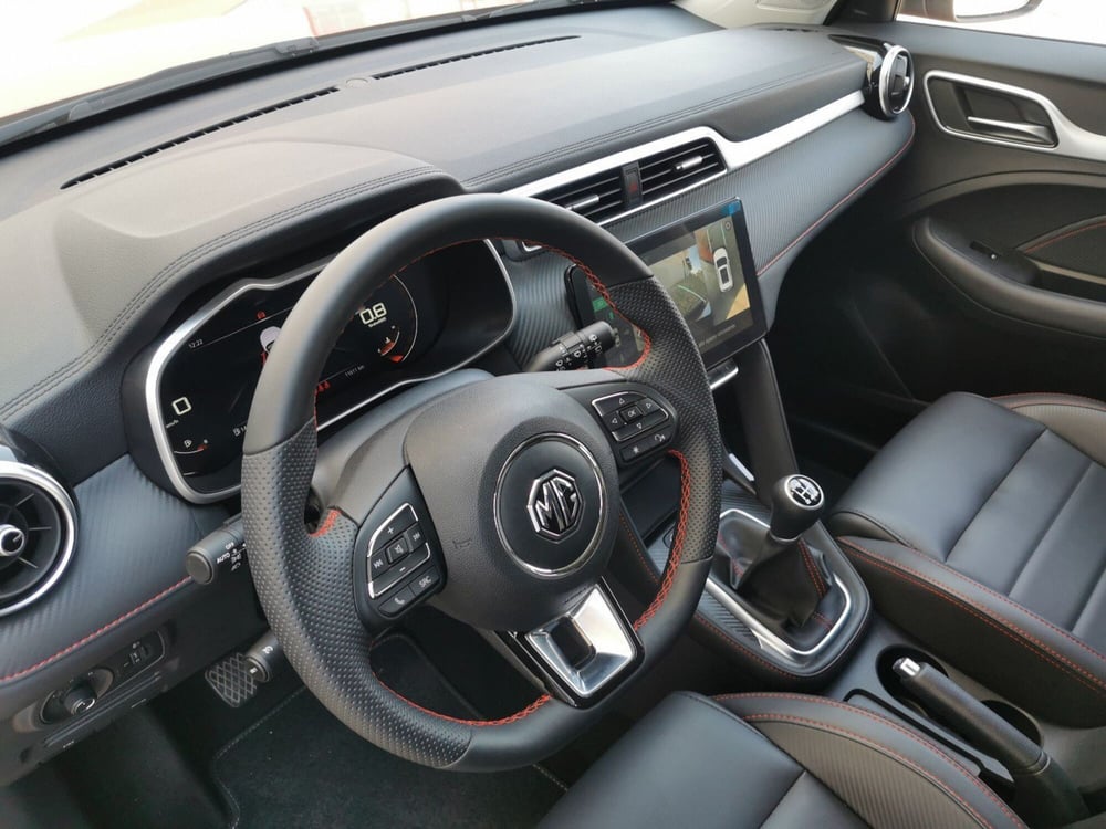 Mg ZS usata a Brindisi (9)