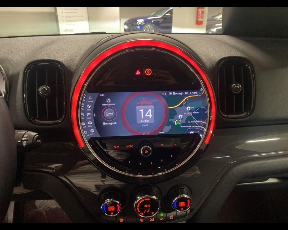 MINI Mini Countryman usata a Napoli (15)