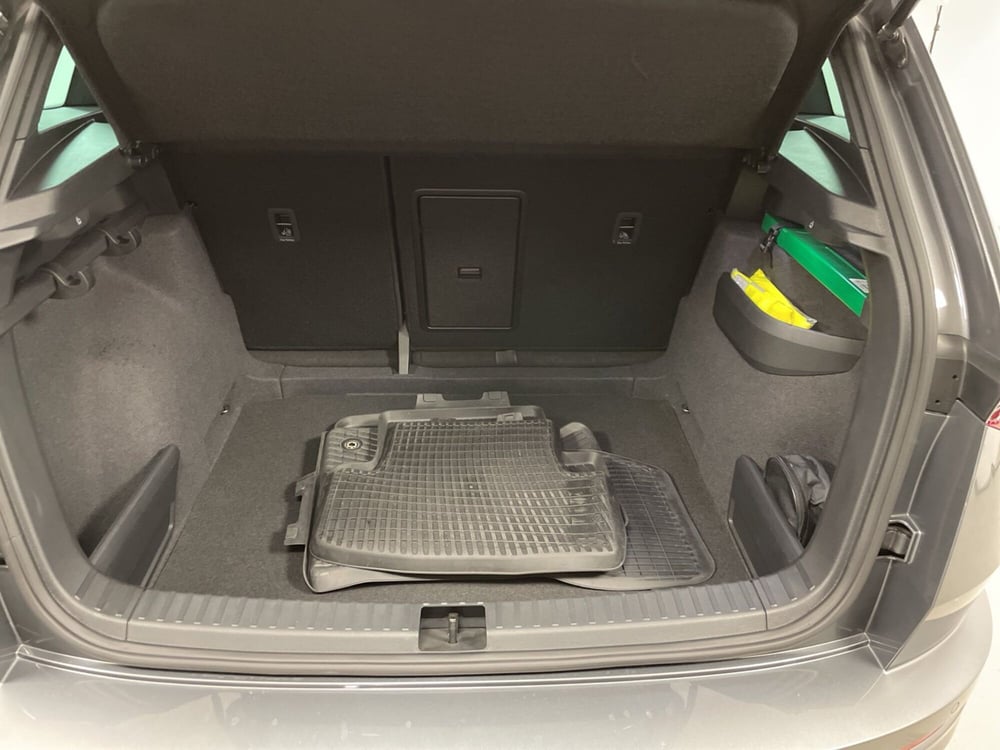 Skoda Karoq usata a Varese (14)